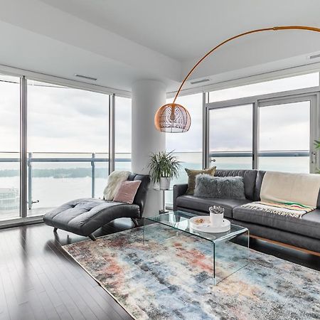 Cloud 9 In Downtown Toronto Apartment Luaran gambar