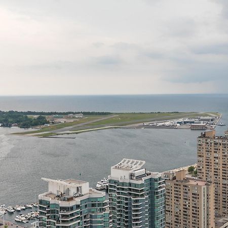 Cloud 9 In Downtown Toronto Apartment Luaran gambar