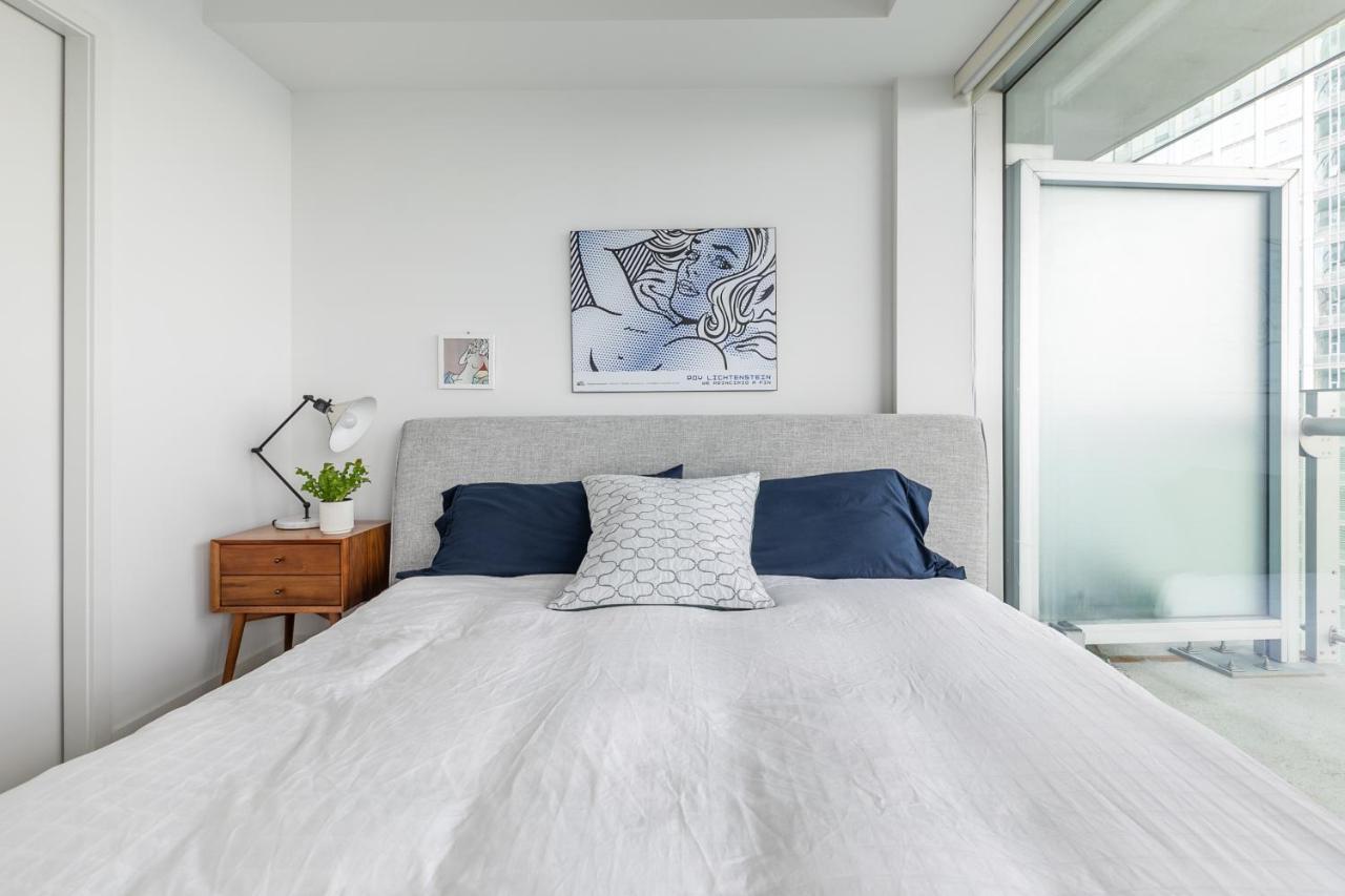 Cloud 9 In Downtown Toronto Apartment Luaran gambar