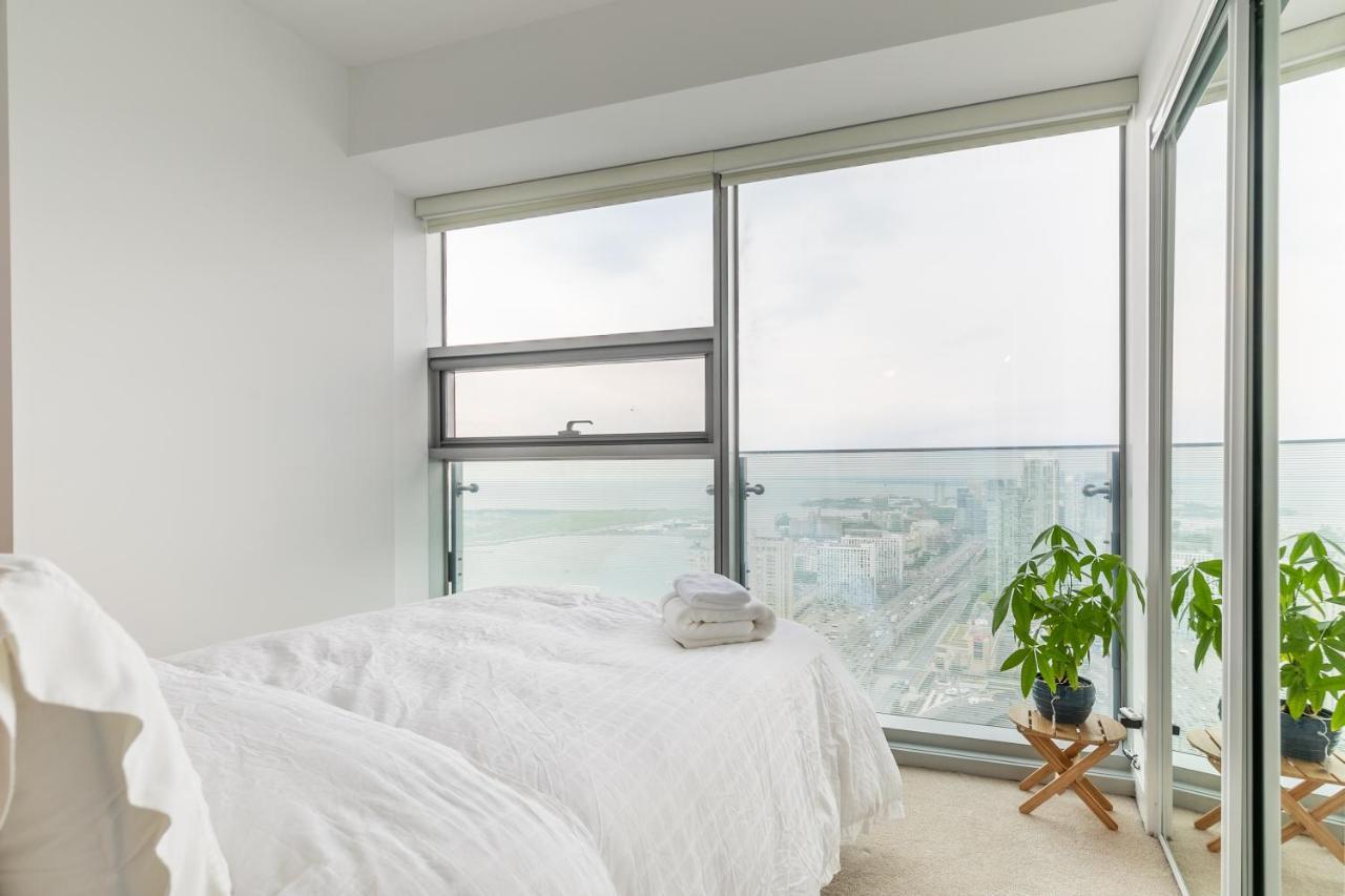 Cloud 9 In Downtown Toronto Apartment Luaran gambar